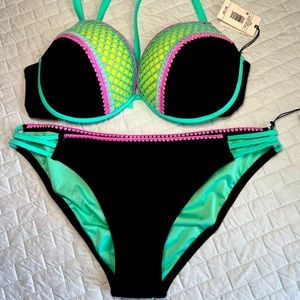 Shade to shore 2 piece bathing suit